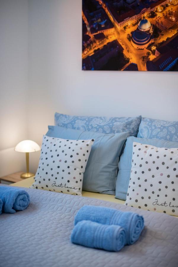 Zsuka Apartman Free Parking Pécs Exterior foto